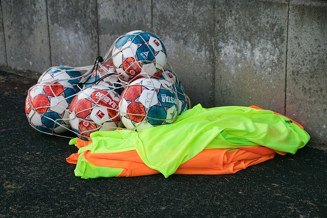 路威支持小卡 認為他的傷情真實 不喜歡辯解並不等於不熱愛打球.